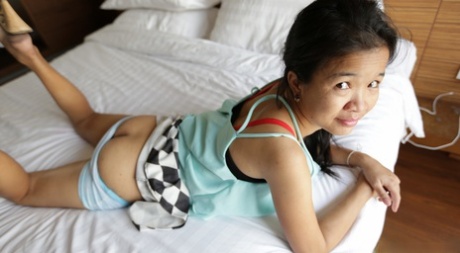 ibu rumah tangga Thailand seni telanjang galeri