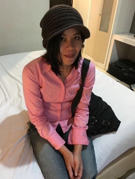 asian milf free nude img