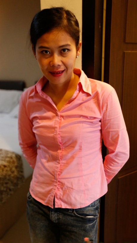 asian milf erotic image