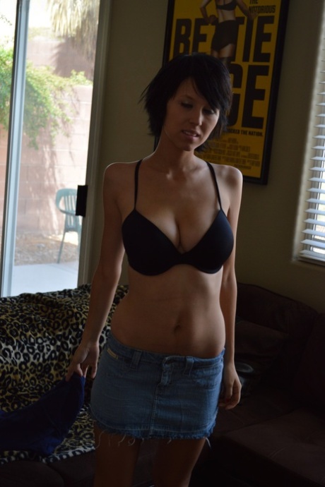 short black hair sexy pics
