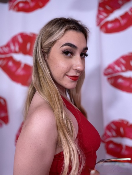 Lexi Grey erotic model picture