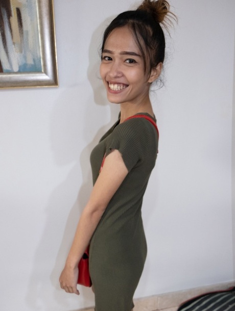 瘦亚洲人 熱裸 圖片