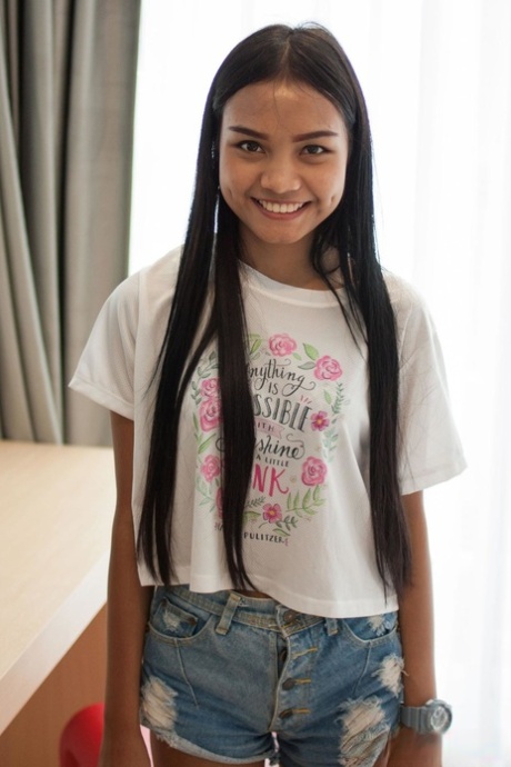 asiatiska jeans vuxen xxx foton