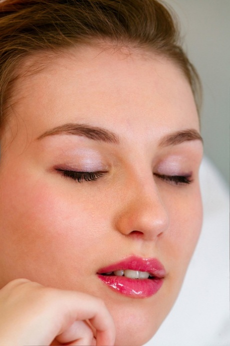 rode lippenstift volwassen beste afbeelding