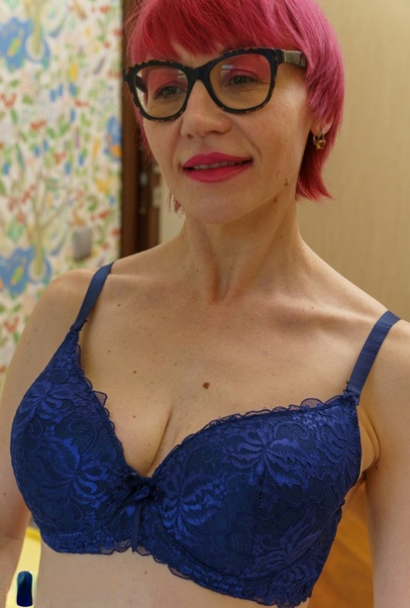 nörttimäinen milf pornografinen ilmainen galleria