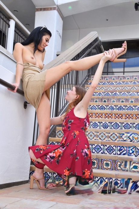 latina small tits pornos pictures