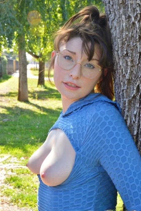 オタクな熟女 エロチック 写真