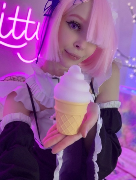 genç cosplay yetişkin resimler