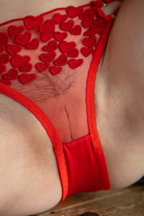 drkanje stopalima u najlonkama lijep porno slike