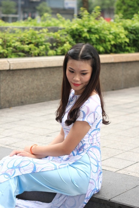 váy châu á hoàn hảo lưu trữ