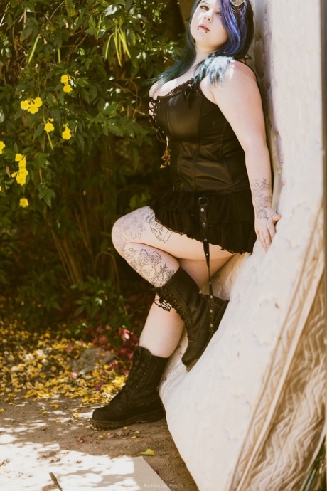 goth sexy nude photos