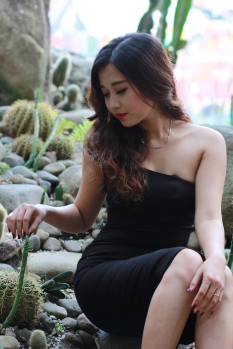 laki-laki tua perempuan seni telanjang img