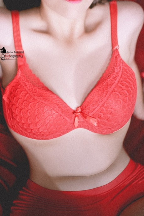 abertura anal asiática hermosa caliente foto