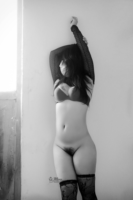 schattige amateur mooie volwassene foto's