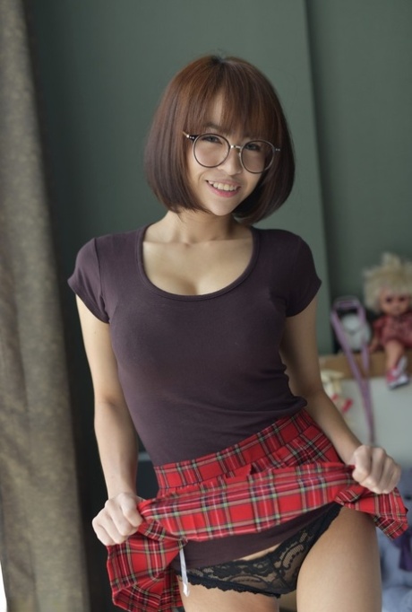 asian upskirt free nude image