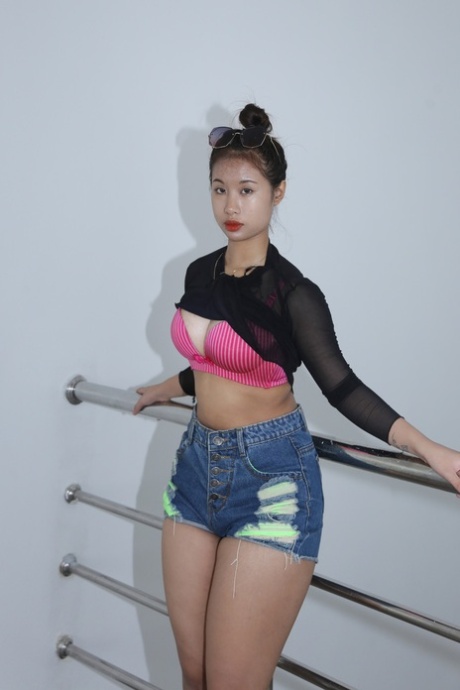 Aziatische shorts lekker pornografisch foto
