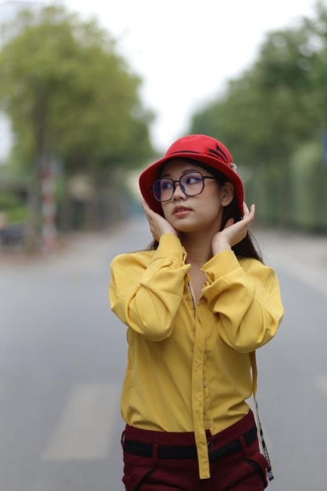quần short châu á người lớn lưu trữ