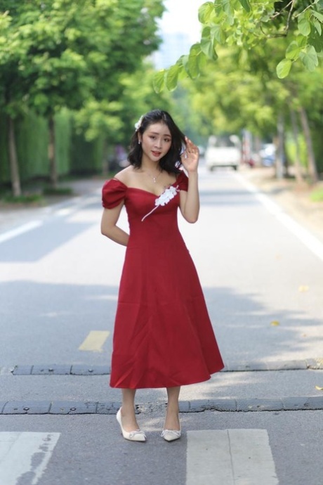 mun đen sâu họng hd ảnh