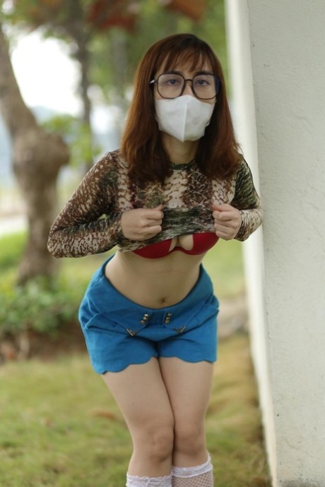 オタクなティーンエイジャー 美しいポルノ 画像