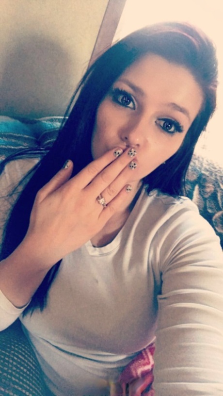MILF özçekimi güzel porno resimler
