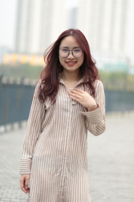 publik asia telanjang cantik gambar
