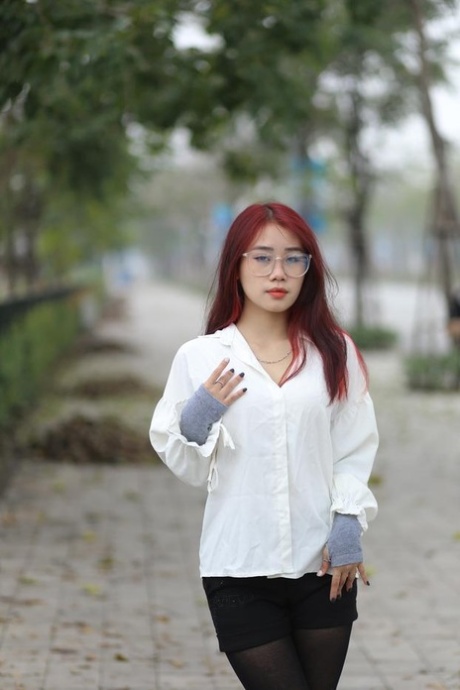 asyalı açık hava sıcak porno resim