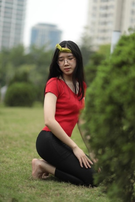 liten asiatisk erotic xxx arkiv