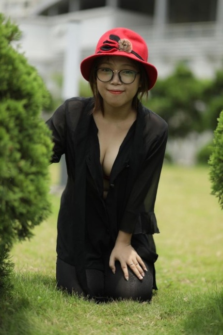 asiatisk utomhus porr bäst foton