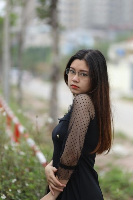 carina asiatica pornografico erotico immagini