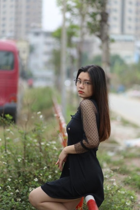 gaun remaja telanjang panas gambar
