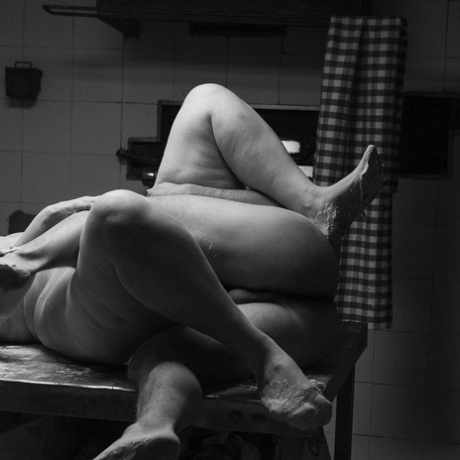 BBW 異人種間 アートポルノ 写真