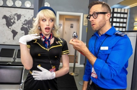 shemale uniform xxx porno galleri
