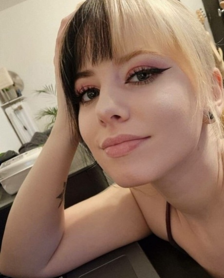 kırmızı ruj ücretsiz fotoğraflar