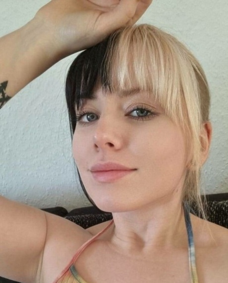 adolescente con curvas xxx agradable archivo