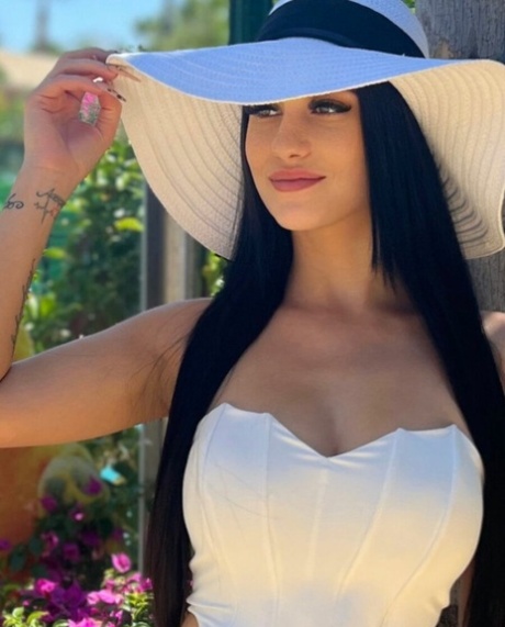tinejdžerski model lijepo xxx slika