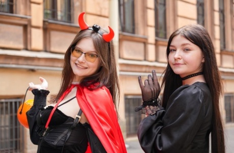 Teenager-Cosplay erotische sexy galerien