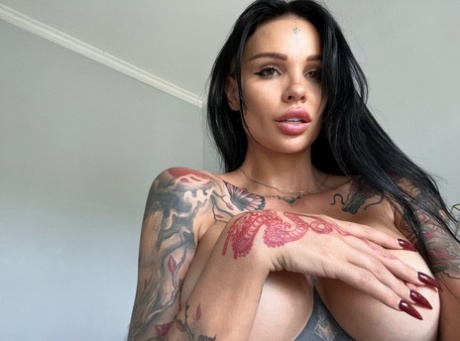 solo model ücretsiz seksi galeriler