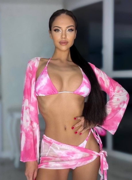 bikini modeli xxx resimler