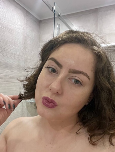 bbw shower art porn archive