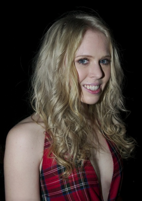 Sarah Jane Ceylon pretty model images