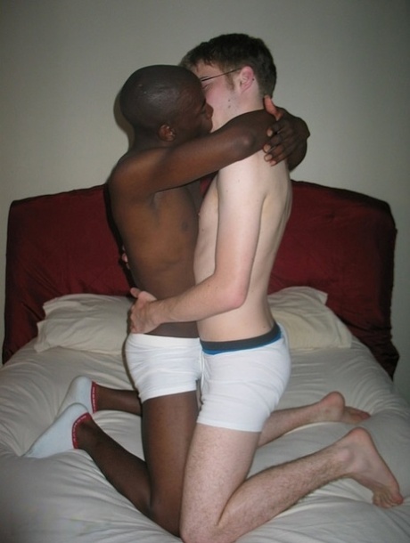 homoseksuel kysse gratis eksklusiv billede