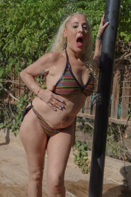 bakin bikini vrući seks slike