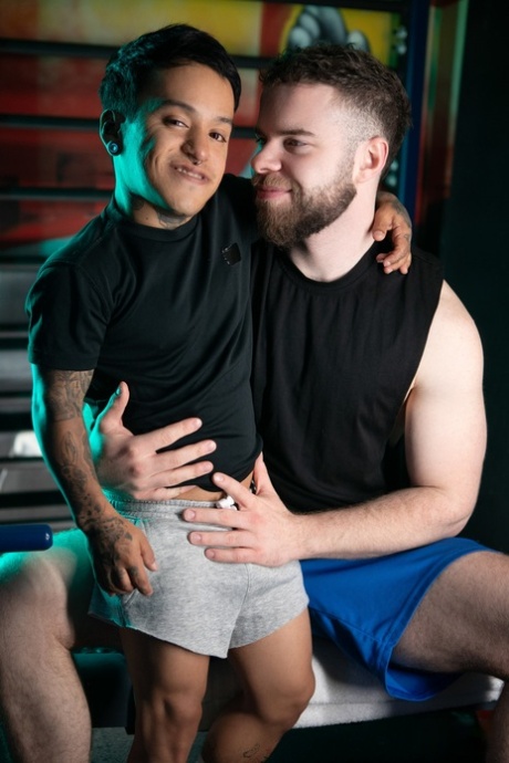 gay latinamerikansk trevlig pornografisk foton