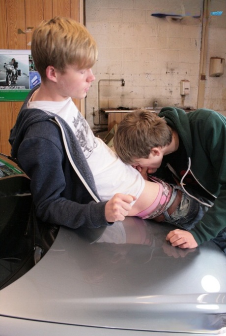 adolescent gay pornographique adulte images