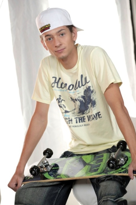 adolescente gay nudi sexy immagini