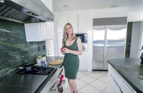 blond pov porno leuk afbeelding