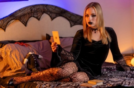 Gothic sexy kunst galerie