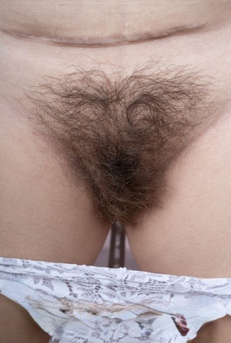 mature hairy pussy nudes pic