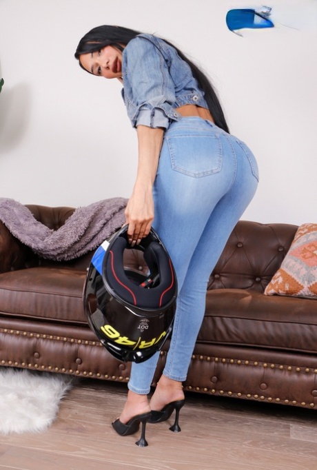 shemale high heels free sex image