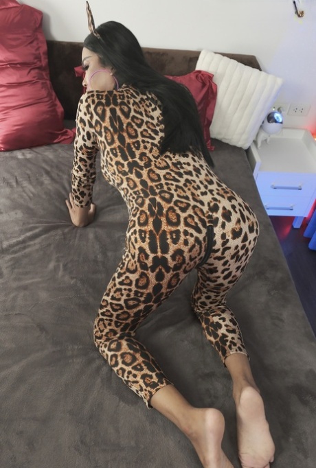 yüz oturma seksi çıplak resimler